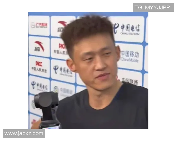 周鹏：从篮球场上的传奇到生活中的坚韧榜样，见证奋斗与荣耀的旅程